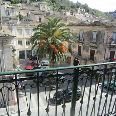 Casa Vacanze Mafalda Modica Exterior foto